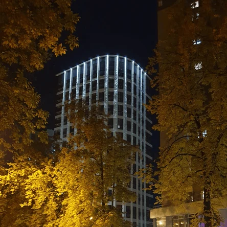 г. Екатеринбург,  ул. Кузнецова, 4 «Северное сияние»